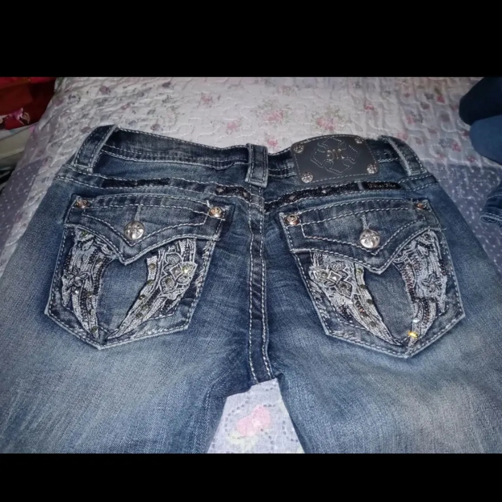 Miss me capris size 25